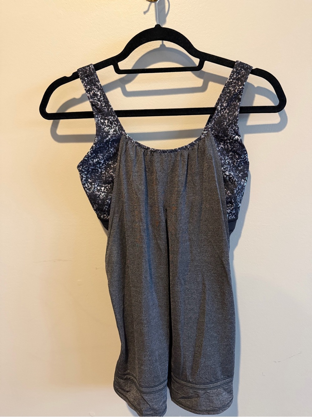 Lululemon No Limits Tank | Built-In Shelf Bra | Size 6
